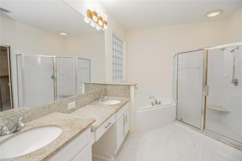 Villa ou maison à vendre à Lutz, Floride: 4 chambres, 251.49 m2 № 1909195 - photo 21