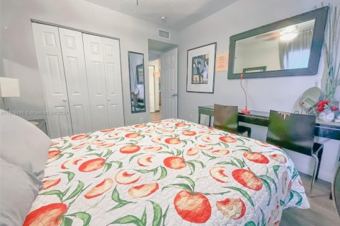 Touwnhouse à louer à Miami, Floride: 2 chambres, 56.21 m2 № 1963012 - photo 16