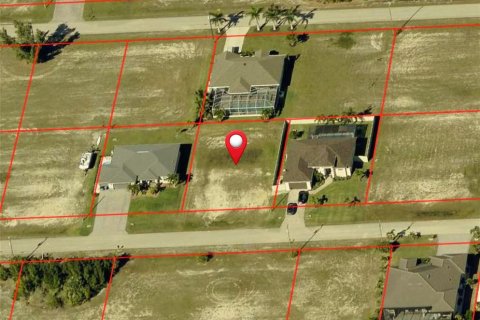 Land in Cape Coral, Florida № 2228130 - photo 2