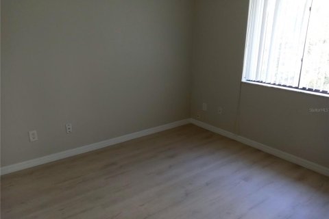 Townhouse in Orlando, Florida 2 bedrooms, 92.16 sq.m. № 1913460 - photo 6