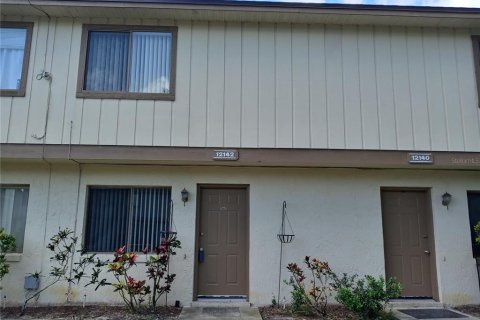 Townhouse in Orlando, Florida 2 bedrooms, 92.16 sq.m. № 1913460 - photo 1