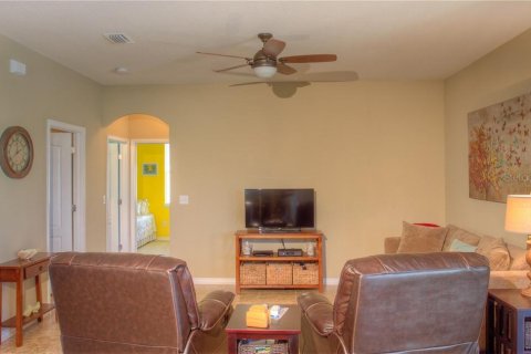 Villa ou maison à louer à Sarasota, Floride: 3 chambres, 165.55 m2 № 212687 - photo 11