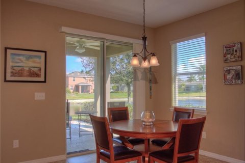 Villa ou maison à louer à Sarasota, Floride: 3 chambres, 165.55 m2 № 212687 - photo 9