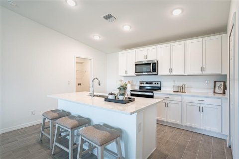 House in Port Charlotte, Florida 3 bedrooms, 130.06 sq.m. № 1787745 - photo 2