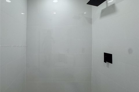 House in Miami Gardens, Florida 3 bedrooms, 51.1 sq.m. № 1996423 - photo 19