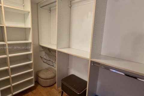 Copropriété à louer à Aventura, Floride: 2 chambres, 92.53 m2 № 2050358 - photo 26