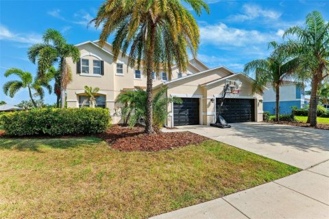 Villa ou maison à vendre à Apollo Beach, Floride: 4 chambres, 326.92 m2 № 1760230 - photo 1