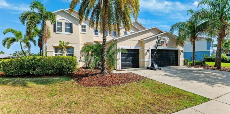 Villa ou maison à Apollo Beach, Floride 4 chambres, 326.92 m2 № 1760230
