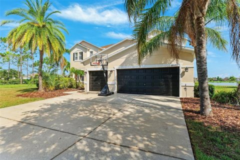 Villa ou maison à vendre à Apollo Beach, Floride: 4 chambres, 326.92 m2 № 1760230 - photo 4