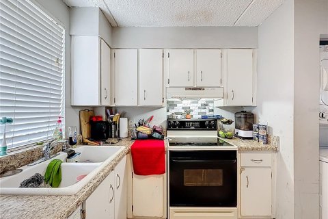 Copropriété à vendre à Hialeah, Floride: 2 chambres, 93.27 m2 № 1724263 - photo 9
