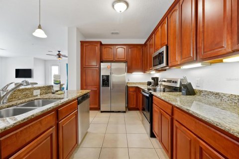Condo in Orlando, Florida, 3 bedrooms  № 2321203 - photo 14