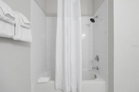 Condo in Orlando, Florida, 3 bedrooms  № 2321203 - photo 29