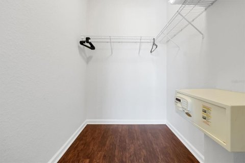 Condo in Orlando, Florida, 3 bedrooms  № 2321203 - photo 26