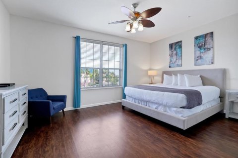 Condo in Orlando, Florida, 3 bedrooms  № 2321203 - photo 17