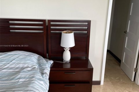 Copropriété à louer à Hollywood, Floride: 2 chambres, 127.09 m2 № 2048641 - photo 18