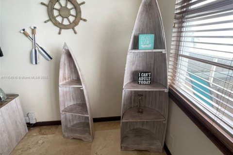 Copropriété à louer à Hollywood, Floride: 2 chambres, 127.09 m2 № 2048641 - photo 7