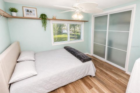 Casa en venta en Saint Pete Beach, Florida, 3 dormitorios, 120.77 m2 № 2198414 - foto 20