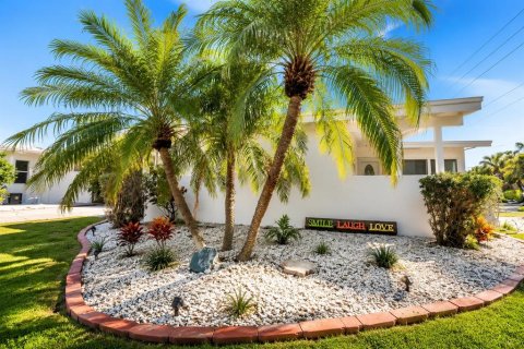 Casa en venta en Saint Pete Beach, Florida, 3 dormitorios, 120.77 m2 № 2198414 - foto 23