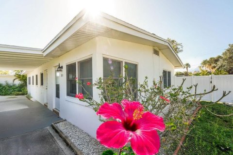 Casa en venta en Saint Pete Beach, Florida, 3 dormitorios, 120.77 m2 № 2198414 - foto 4