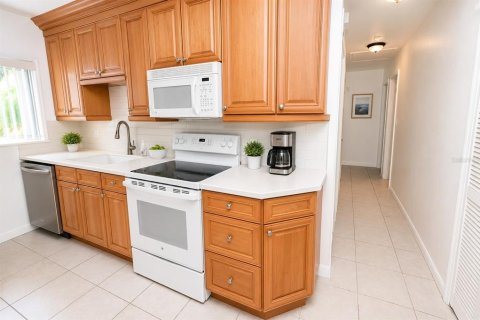Casa en venta en Saint Pete Beach, Florida, 3 dormitorios, 120.77 m2 № 2198414 - foto 11