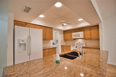 Villa ou maison à vendre à Sarasota, Floride: 2 chambres, 124.49 m2 № 1526867 - photo 24