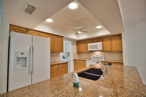 Villa ou maison à vendre à Sarasota, Floride: 2 chambres, 124.49 m2 № 1526867 - photo 21