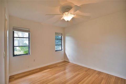 Villa ou maison à vendre à Sarasota, Floride: 2 chambres, 124.49 m2 № 1526867 - photo 4