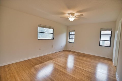 Villa ou maison à vendre à Sarasota, Floride: 2 chambres, 124.49 m2 № 1526867 - photo 11
