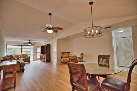 Villa ou maison à vendre à Sarasota, Floride: 2 chambres, 124.49 m2 № 1526867 - photo 29