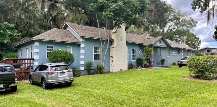 Immobilier commercial à Ocala, Floride 15 chambres, 509.66 m2 № 1913554