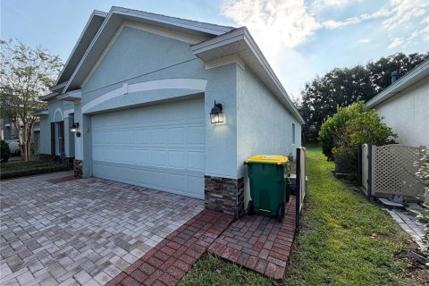 House in DeLand, Florida 3 bedrooms, 130.06 sq.m. № 2277446 - photo 5