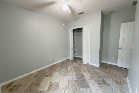 House in DeLand, Florida 3 bedrooms, 130.06 sq.m. № 2277446 - photo 17