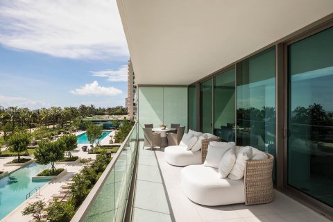 Condo in Bal Harbour, Florida, 2 bedrooms  № 1790969 - photo 17