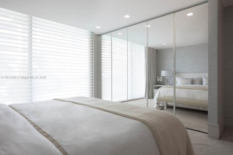 Condo in Bal Harbour, Florida, 2 bedrooms  № 1790969 - photo 12