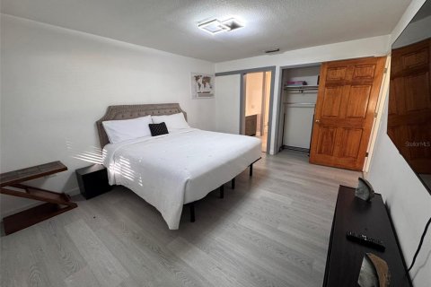 Villa ou maison à louer à Clearwater, Floride: 2 chambres, 103.12 m2 № 2430639 - photo 18