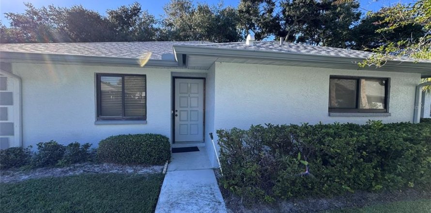 Villa ou maison à Clearwater, Floride 2 chambres, 103.12 m2 № 2430639