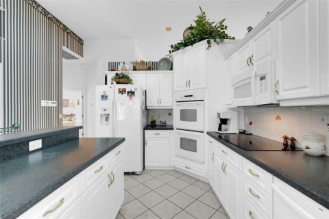 Casa en venta en Orlando, Florida, 4 dormitorios, 233.37 m2 № 2230114 - foto 14