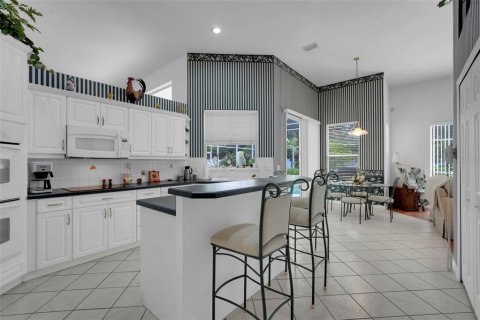 Casa en venta en Orlando, Florida, 4 dormitorios, 233.37 m2 № 2230114 - foto 11