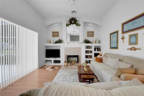 Casa en venta en Orlando, Florida, 4 dormitorios, 233.37 m2 № 2230114 - foto 18
