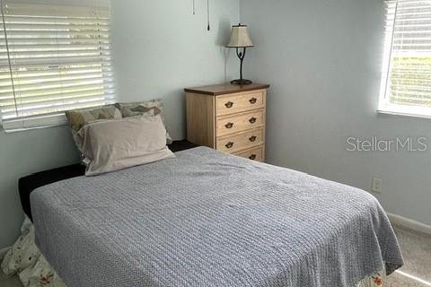 House in Brandon, Florida 5 bedrooms, 164.25 sq.m. № 1820783 - photo 12