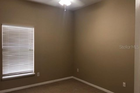 House in Oviedo, Florida 4 bedrooms, 162.39 sq.m. № 1784739 - photo 14
