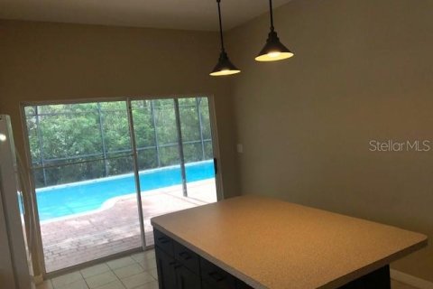House in Oviedo, Florida 4 bedrooms, 162.39 sq.m. № 1784739 - photo 8