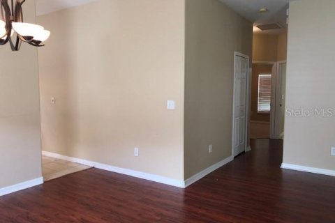 House in Oviedo, Florida 4 bedrooms, 162.39 sq.m. № 1784739 - photo 13