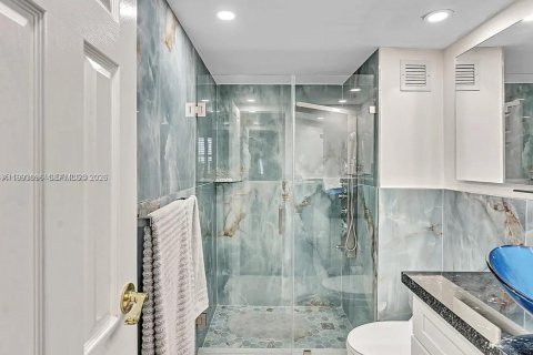 Condominio en venta en North Miami, Florida, 2 dormitorios, 110.55 m2 № 2073806 - foto 12