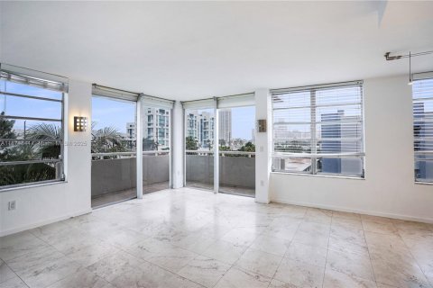 Copropriété à louer à Miami Beach, Floride: 1 chambre, 71.26 m2 № 1926846 - photo 10