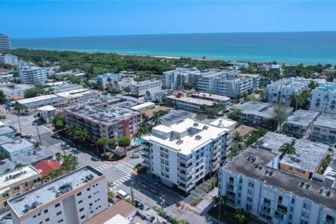 Copropriété à louer à Miami Beach, Floride: 1 chambre, 71.26 m2 № 1926846 - photo 30