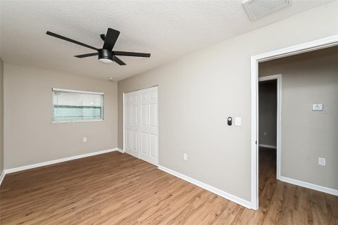 House in Clearwater, Florida 3 bedrooms, 162.3 sq.m. № 1816048 - photo 9