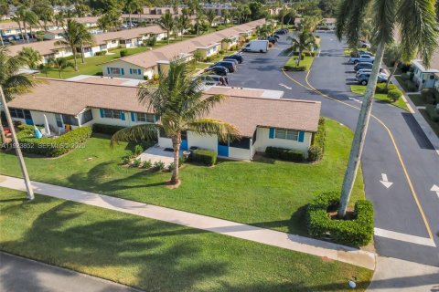 Condo in West Palm Beach, Florida, 1 bedroom  № 1982312 - photo 24