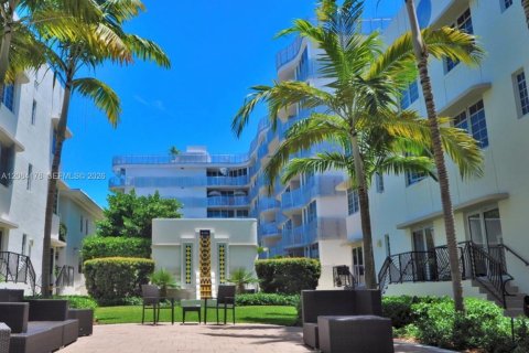 Condo à Miami Beach, Floride, 1 chambre  № 2353592