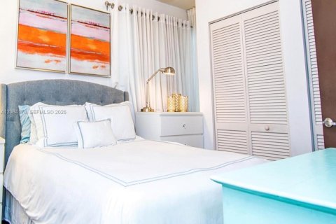 Copropriété à louer à Miami Beach, Floride: 1 chambre, 53.79 m2 № 2353592 - photo 6